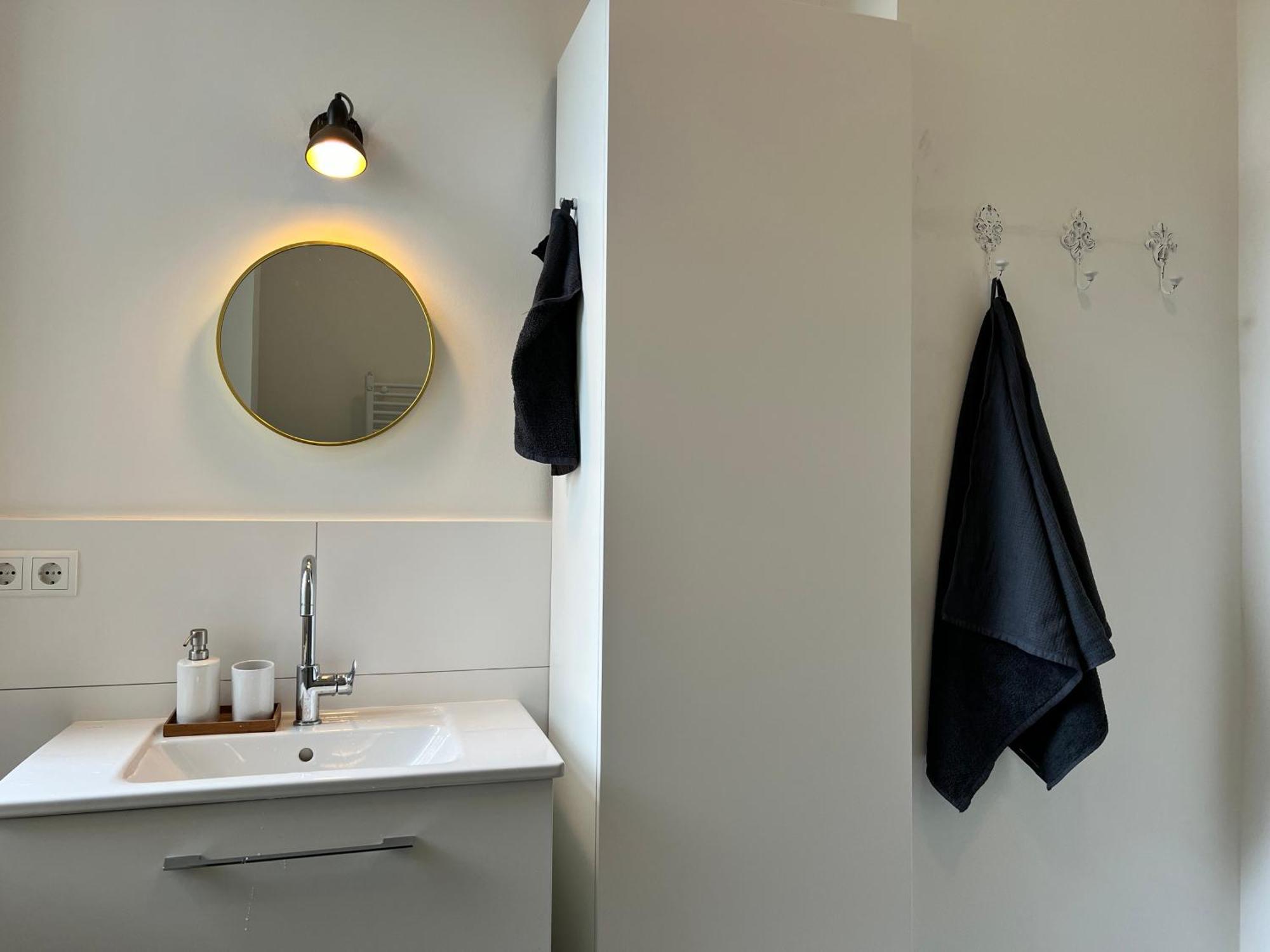 2 Zi Whg Zentral, Altbau, Renoviert 4P Apartment ฮันโนเวอร์ ภายนอก รูปภาพ